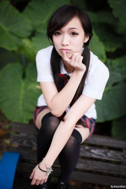 三女片免费观看电视剧 封面